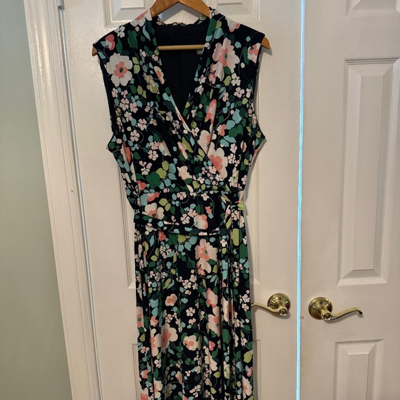 Tommy Hilfiger Women's Sleeveless Midi Faux Wrap - Picture 1 of 4